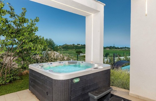Sikici House | Villa Grofica, heated pool, tavern, near the beach