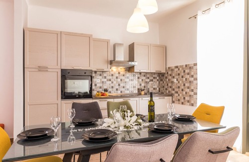 Gregovica House | Villa grotta istriana mit neu pool near center and Arena in Pula