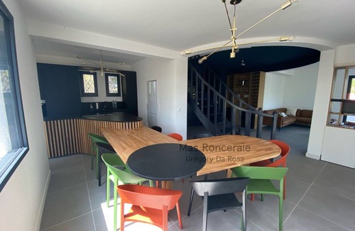 Gignac Villa | Villa - Hérault (Swimming pool, Garden, Boules pitch, Table soccer, Table tennis, Badminton)