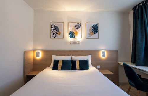 Poilly-lez-Gien Hotel | Villa Hôtel