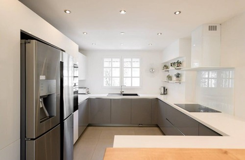 Cap d'Agde Villa | Villa Halo, Lagoon Pool & Exclusive seaside getaway