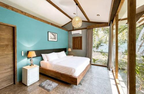Gili Trawangan House | Villa Harimau-Original Joglo style 3B with pool