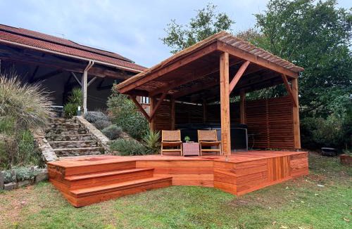 Cessieu Villa | Villa HARMONIE