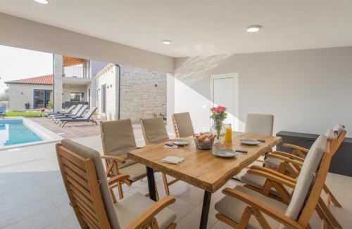 Mofardini Villa | Villa Harmony