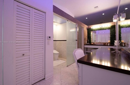 North Bay Village Villa | Villa Hashmi
