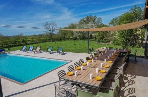 Eperrais Villa | Villa Haut Briauche (61) - Heated pool - Beach Volley - 2h Paris - 45p