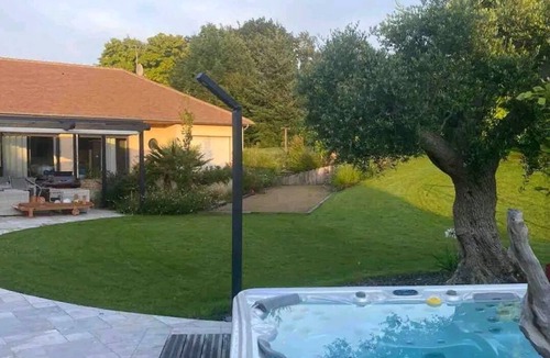 Solesmes Villa | Villa Haut de Gamme à Solesmes