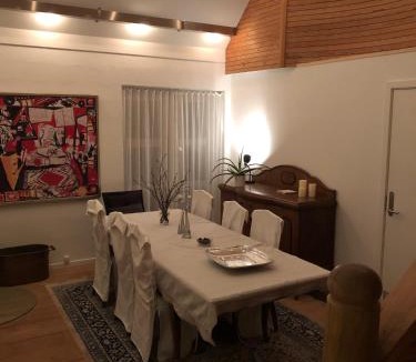 Herning Villa | Villa Helt - Helts Guesthouse