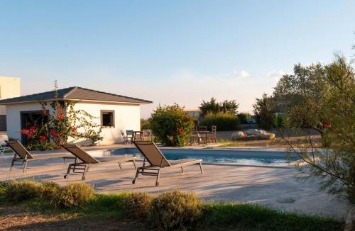 Aleria Bed & Breakfast | Villa Helychrisa