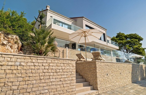 Lumbarda Villa | Villa Hestia with Heated Pool