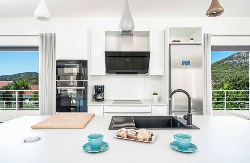 Seget Vranjica Villa | Villa High Life - Four Bedroom Villa, Sleeps 9