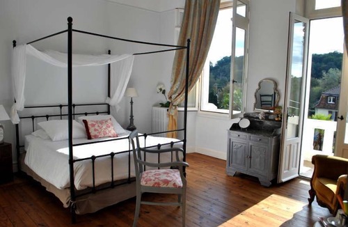 Salies-de-Bearn Bed & Breakfast | Villa Hortebise