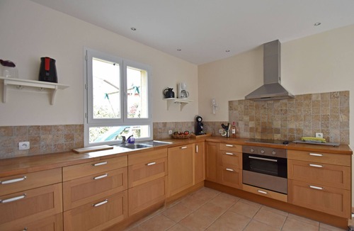 Montbrun-des-Corbieres Villa | Villa in Montbrun with Pool & Mountain Views
