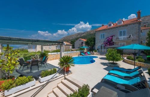 Pile Villa | Villa Ida