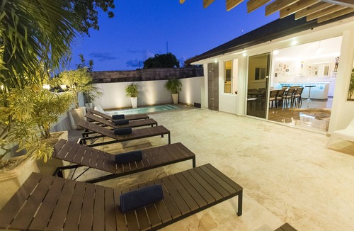 Gascue Villa | Villa IMPERIAL at old Town with pool ★