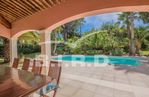 Les Restanques House | Villa in a secure estate in Grimaud