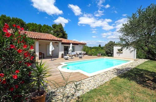 Blauzac Villa | Villa in Blauzac, air conditioning & heated pool