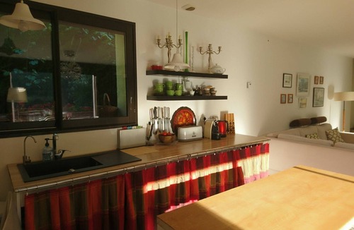 Bruniquel Villa | Villa in Bruniquel by Aveyron River
