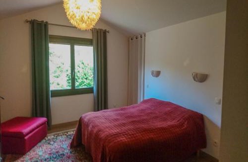 Bruniquel Villa | Villa in Bruniquel by Aveyron River
