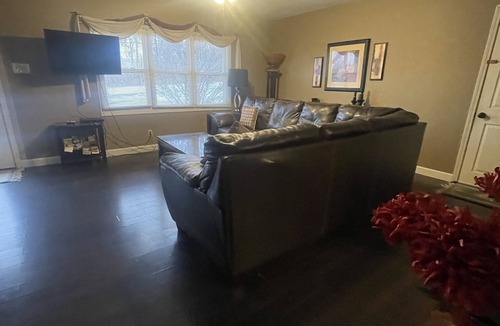Eureka Villa | Villa in Eureka 1- mile to Hidden Valley & Six Flags