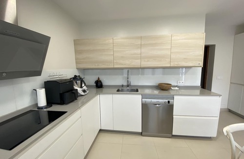 Suances House | Villa in first line of beach with spectacular views.