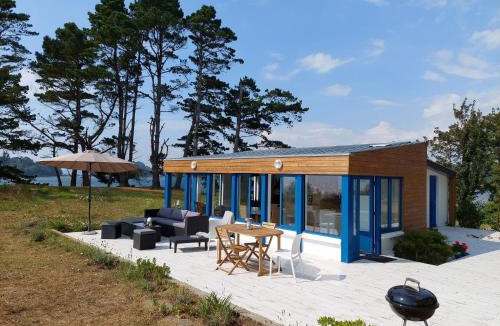 Hanvec House | Villa in Le Faou with Panoramic Sea Views