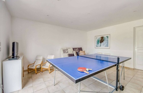 Le Muy Villa | Villa in Le Muy with Private Pool & Forest