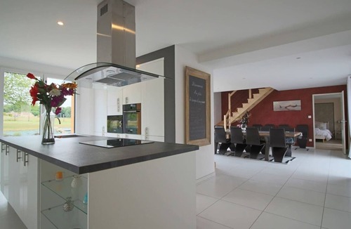 Monce-en-Belin Villa | Villa in Moncé-en-Belin near Le Mans Circuit