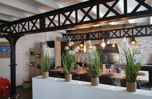 Nuaille d'Aunis Villa | Villa in Nuaillé-d'Aunis with Private Pool