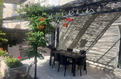 Olonzac Villa | Villa in Olonzac with Pool near Lac du Jouarres