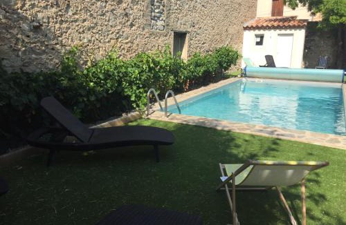 Olonzac Villa | Villa in Olonzac with Pool near Lac du Jouarres