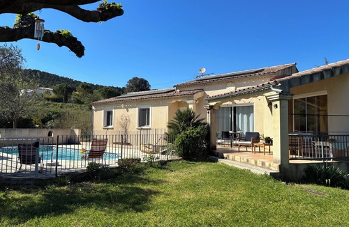 Saint-Nazaire House | Villa in Provence Occitane, private fenced pool, enclosed garden, air conditioning