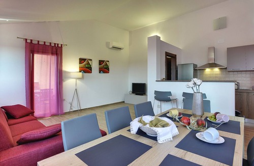 Valdebek Villa | Villa in Pula with sea beach