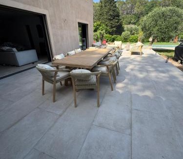 Le Collet Villa | Villa in Roquefort-les-Pins