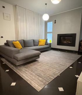 Saronno Villa | Villa In Saronno