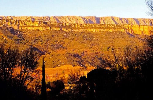 Chateauneuf-le-Rouge Villa | Villa IN THE Countryside Aixoise