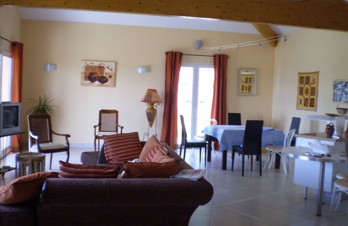 Sonnay Villa | Villa in the countryside (sonnay)