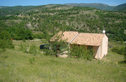 Salerans Villa | Villa in the gorges Méouge overlooking the valley