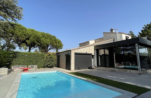 Bouc-Bel-Air Villa | VILLA IN THE HEART OF PROVENCE
