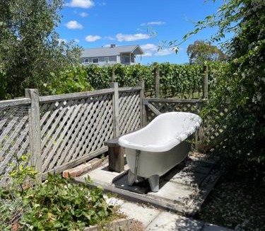 Martinborough House | Villa in the Vines