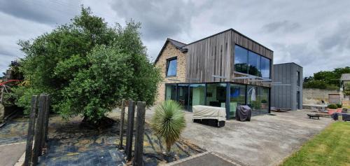 Liffre Villa | VILLA INATTENDUE