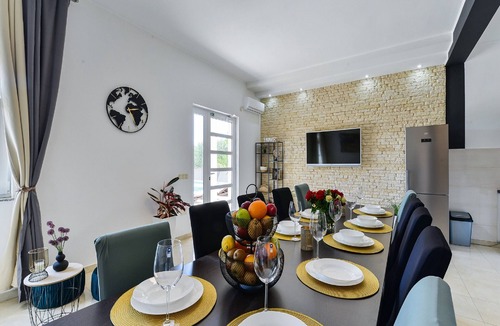 Velim Villa | Villa Ines surrounded by vineyards and olive trees