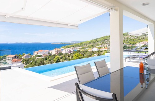 Primosten Burnji Villa | Villa Infinity View by Villas Guide