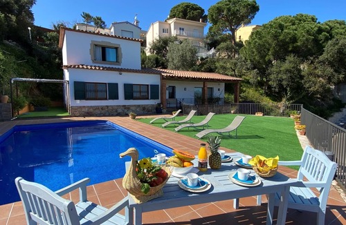 Castell-Platja d'Aro Villa | Villa Inge with pool and sea views