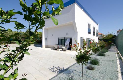 Okrug Donji Villa | Villa Ivana - Sea View - Trogir, Ciovo