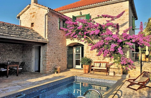 Mirce Villa | Villa Ivana Summary: