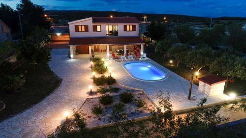 Lisicici Villa | Villa Ivana ZadarVillas