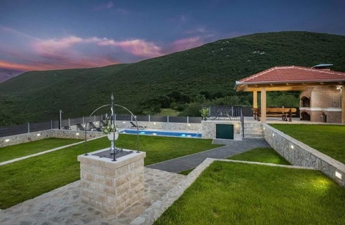 Sinj Villa | Villa Ivandvor With Pool