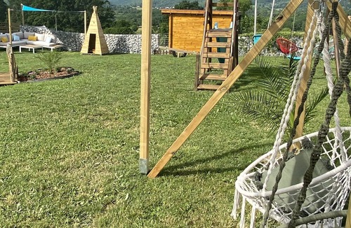 Seilhan House | Villa Jacuzzi, Terrain de Pétanque et Aire de Jeux vue sur les Pyrénées