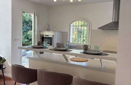 Plage de la Garonnette Villa | Villa Jade Sainte-Maxime - BEACH BY FOOT